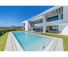 Impresionante villa de 6 dormitorios en La Reserva del Alcuzcuz, Benahavís