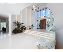 Moderna villa de 7 dormitorios en Sierra Blanca, Milla de Oro