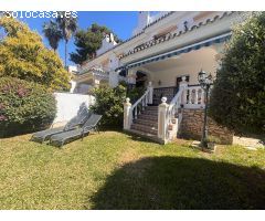 Chalet pareado con jardin privado de 605 m² en Nueva Andalucia, Marbella