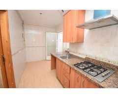 PISO DE DOS DORMITORIOS CON 2 BAÑOS Y PATIO, EN EJIDO SUR
