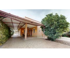 DESCUBRE ESTA MAGNIFICA CASA EN LA CARLOTA, A TAN SOLO 25 MINUTOS DE CORDOBA