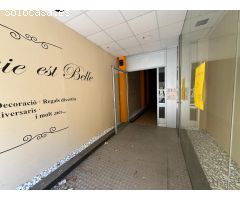 Oportunidad única! En venta amplio local comercial en pleno centro de Torredembarra