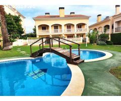 Adosado en Venta en Torredembarra, Tarragona