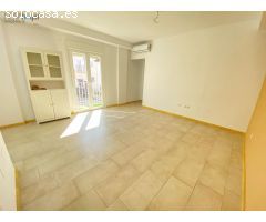 LUMINOSO PISO DUPLEX EN ESTACIÓN DE CÁRTAMA