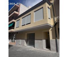 Casa con Local Comercial en el Centro de Almoradí – Oportunidad Única.