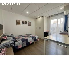 ? Bungalow de Dos Plantas con Terraza Privada – ¡Estilo, Luz y Comodidad en Cada Rincón!