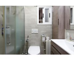 PISO TOTALMENTE REFORMADO ZONA SANTA ROSA