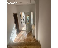 CASA SOBRE ALMACEN A LA VENTA EN SANTA MARÍA DEL ÁGUILA.