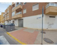 Local en basto en El Ejido
