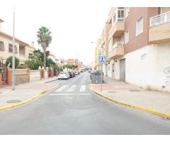 Local en basto en El Ejido