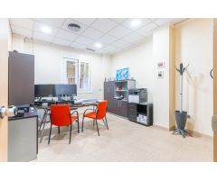 Oficina en venta en el centro de El Ejido