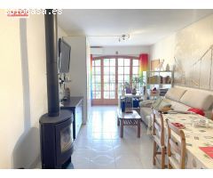 ¡ÁTICO CON SOLARIUM PRIVADO A UN PASO DE LA PLAYA DE COMARRUGA!