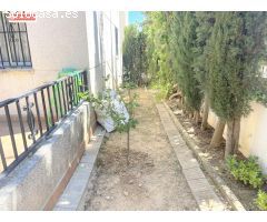 ¡INMEJORABLE PLANTA BAJA, CON GRAN TERRAZA Y PARTE AJARDINADA, ADEMAS DE PISCINA COMUNITARIA!