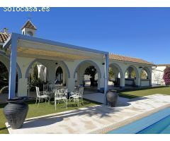 ESPECTACULAR CASA DE LUJO CON LICENCIA DE HOTEL RURAL: UNA JOYA ARQUITECTÓNICA EN UN ENTORNO IDÍLICO