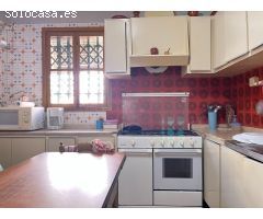 Oportunidad¡¡ Amplia vivienda familiar, planta baja y excelente ubicación