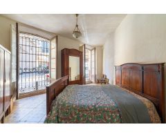 VENTA DE EDIFICIO SEÑORIAL JUNTO A PUERTA PURCHENA!!!
