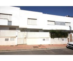 Casa Tipo Dúplex en Venta en Alhama de Almería, Almería