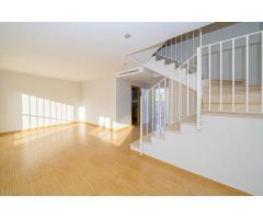 Chalet adosado en venta en avda Les Palmeretes