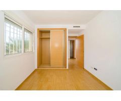 Chalet adosado en venta en avda Les Palmeretes