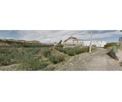 Se vende terreno urbanizable de mas de 1.000m