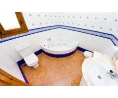 Villa en Venta en Torrevieja, Alicante