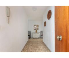 Gran piso de 4 habitaciones a 200 metros de la playa del Acequión