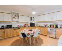 CHALET ADOSADO EN VENTA EN DOLORES .