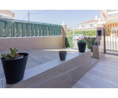 CHALET ADOSADO EN VENTA EN DOLORES .