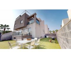 Estupendo chalet en venta en Aguas Nuevas.