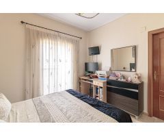 Almoradí, Piso 146m2 3 habitaciones + 2 baños, y plaza de garaje