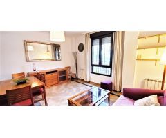 Coqueto apartamento junto al triunfo