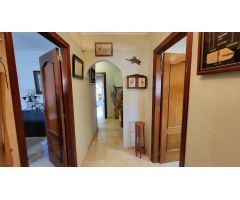 Casa en venta en Zona Norte de 4 habitaciones con terraza y garaje