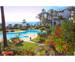 Estupendo apartamento con vistas al mar de 3 dormitorios. 1ª linea de playa!!