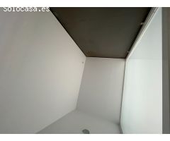 Local Comercial Junto a Benito Pérez Galdós
