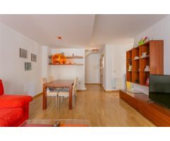 PRECIOSA CASA EN ARMILLA, ZONA CENTRO COMERCIAL NEVADA