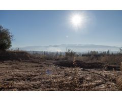 Parcela urbana de 2.918 m2 en Monteluz para construir hasta 25 viviendas pareadas