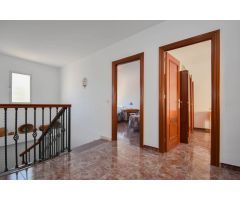 EN VENTA PRECIOSA CASA EN COLOMERA
