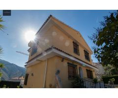 GRAN CHALET CON PISCINA EN LOS PINILLOS