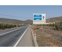NAVE INDUSTRIAL EN VENTA -- IZNALLOZ CTRA BAILÉN MOTRIL