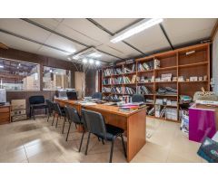 NAVE INDUSTRIAL EN VENTA -- IZNALLOZ CTRA BAILÉN MOTRIL