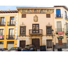 PALACETE SEÑORIAL SIGLO XVIII en Guadix