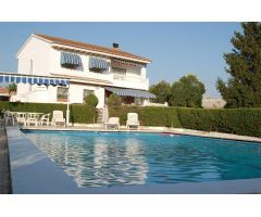 Chalet en Guadix con piscina