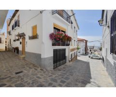 casa con piscina en Portugos en la Alpujarra