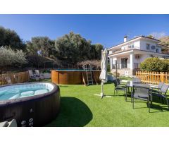 Chalet con gran terreno en Orgiva