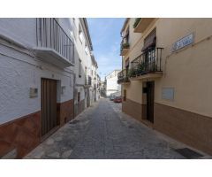 CASA EN ALHAMA