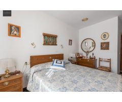 Casa independiente, terraza en ático y locales