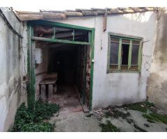 CASA EN EL CENTRO PARA REFORMAR CON TEJADO NUEVO