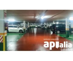 PLAZA DE PARKING EN ZONA COVADONGA - SABADELL