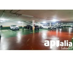 PLAZA DE PARKING EN ZONA COVADONGA - SABADELL