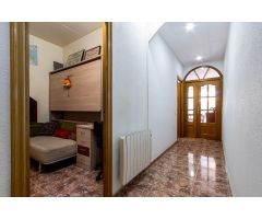 CASA ESPECTACULAR EN EL CORAZON DE LA CREU ALTA